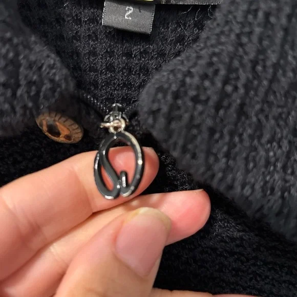 St. John Couture by Marie Gray Black Tweed Crop Sweater Jacket Cheetah Collar 2 - Picture 4 of 11